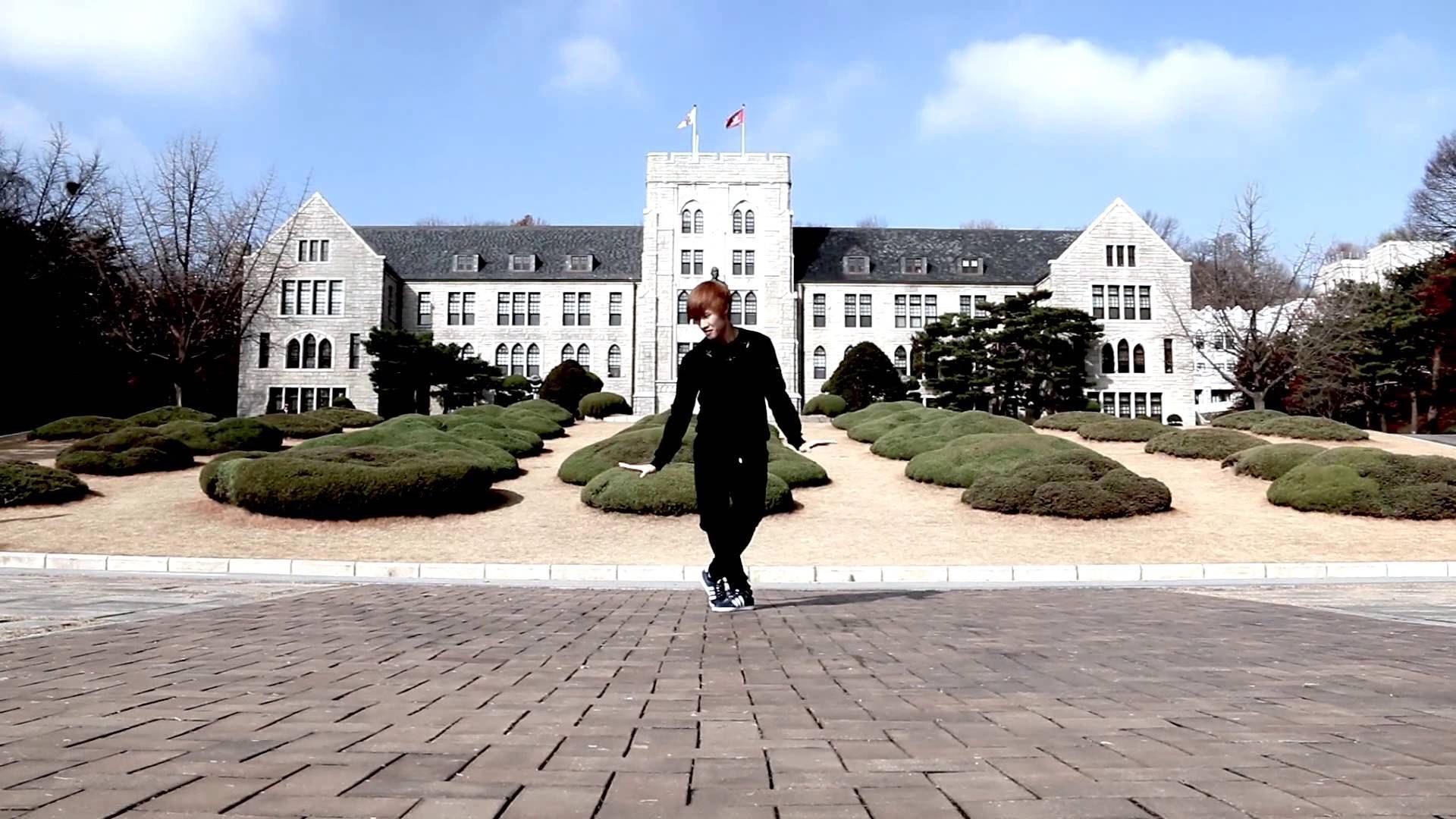 NPI's Liyond releases dance cover of "Blue Electric Roses" prior to debut