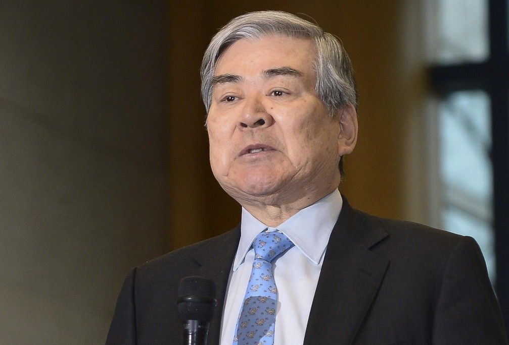 Korean Air CEO speaks up about the "macadamia nuts" incident involving