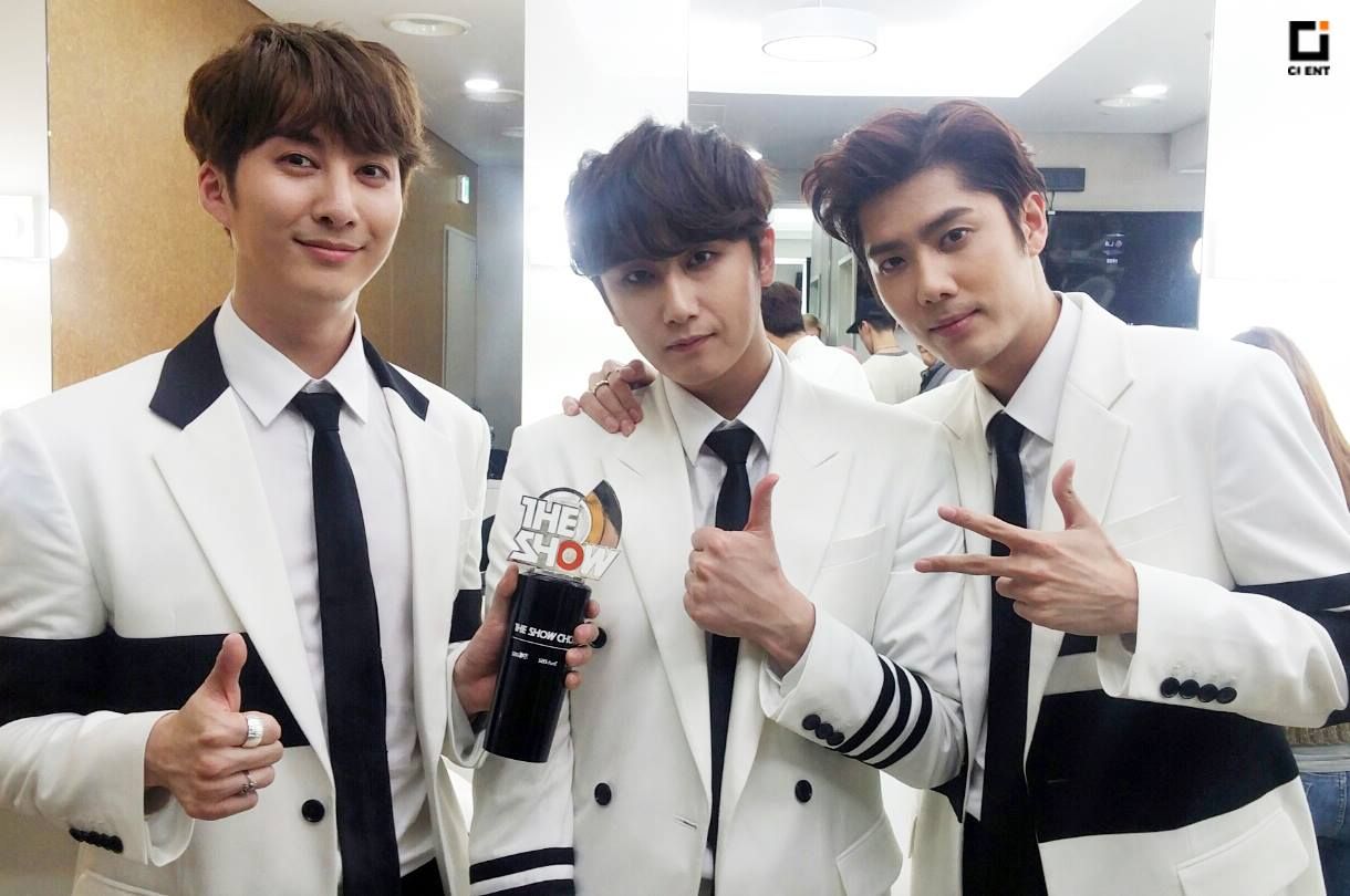 Double S 301 (SS301) takes #1 for "Pain" on The Show + Performances for ...