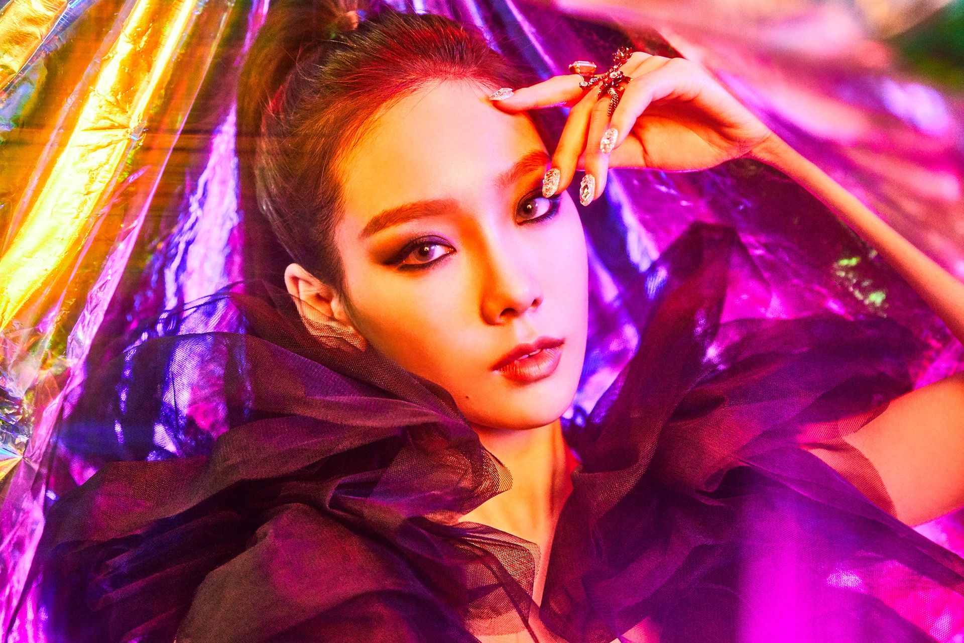 6 shocking times Taeyeon got hot and sexy on stage - Koreaboo