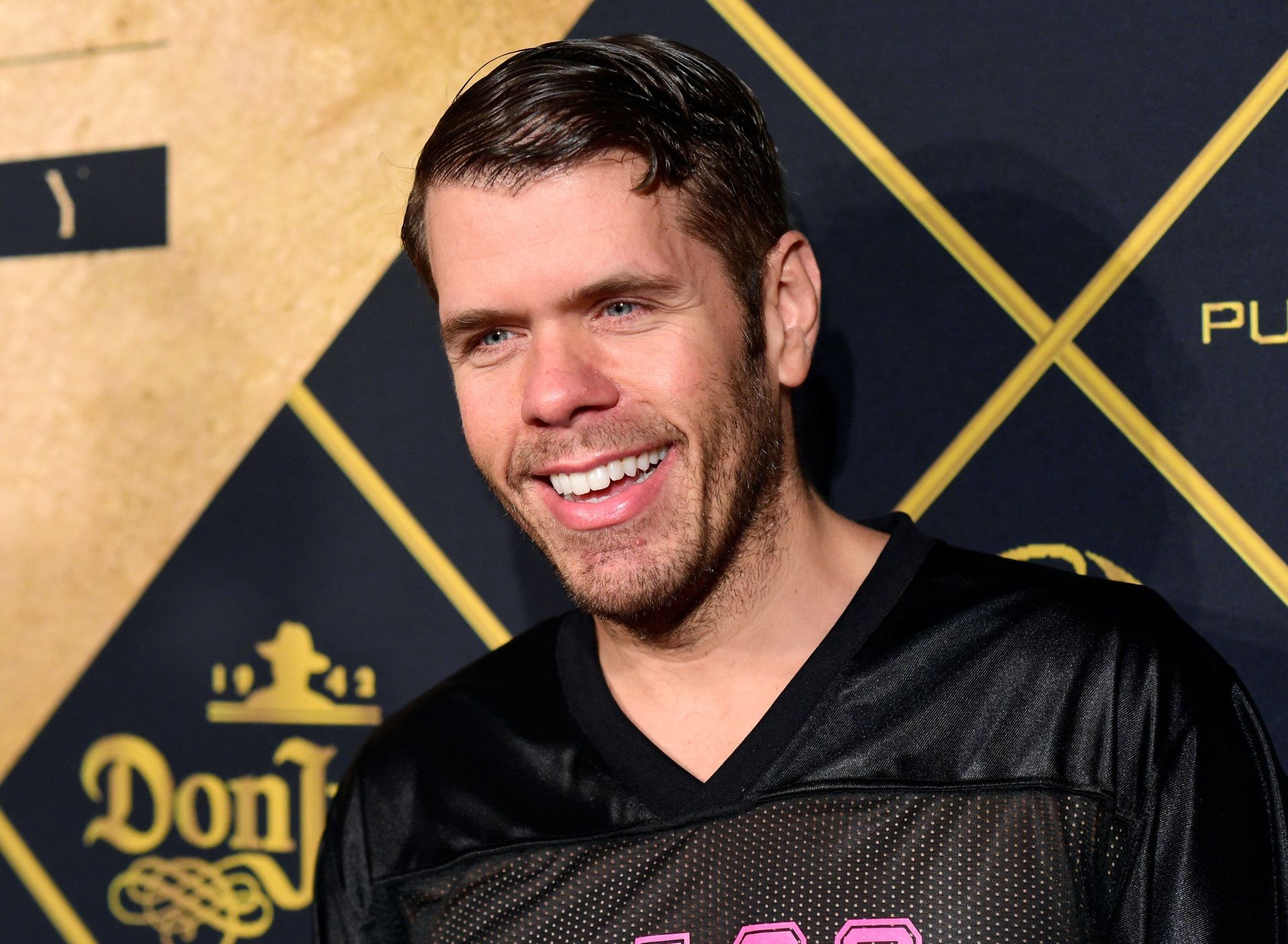 Perez Hilton becomes huge BTS fanboy at Billboard Music Awards - Koreaboo