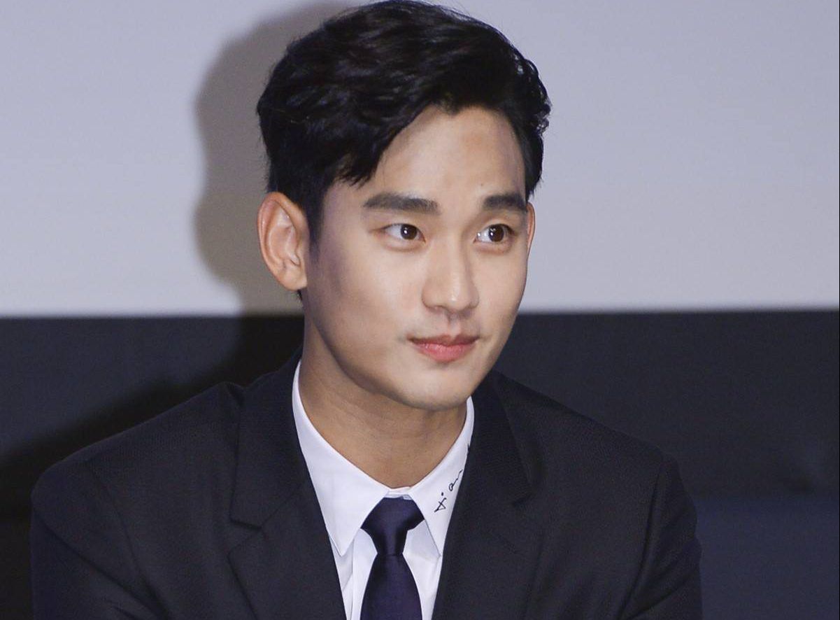 Kim Soo Hyun Shares How He Filmed His Bed Scene With Sulli - Koreaboo