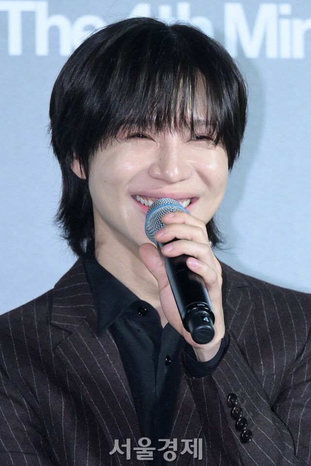 SHINee Taemin's Awkward Interaction With STAYC Gains Attention