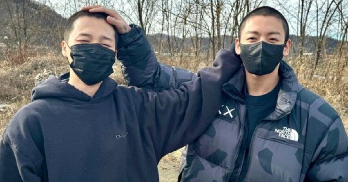 New photo of BTS’s Jungkook and Jimin in the military, posted by a fellow soldier