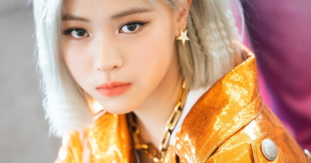 ITZY’s Producer Tells Ryujin To Get Cosmetic Procedures Done