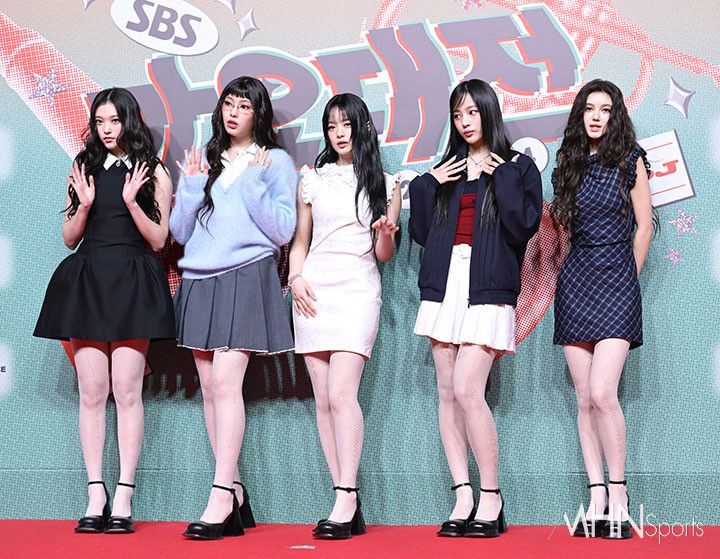 NewJeans' Styling At The "2024 SBS Gayo Daejeon" Red Carpet Sparks