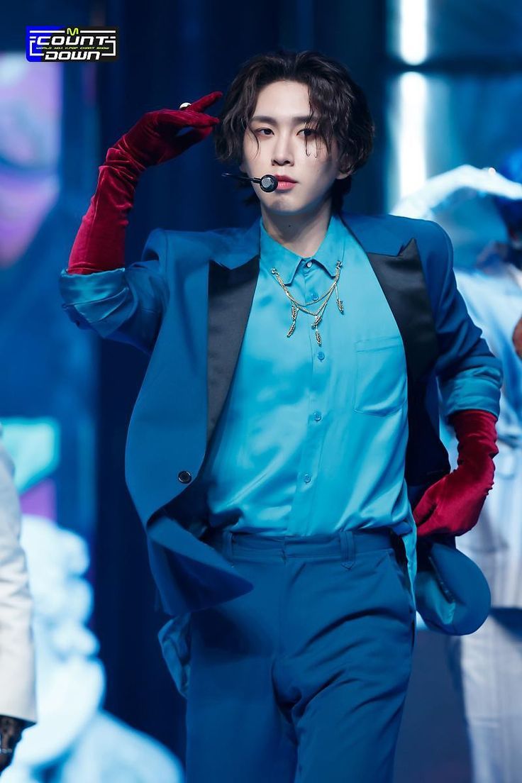 30+ K-Pop Idols Scheduled For Military Discharge In 2025 25 PENTAGON's Shinwon