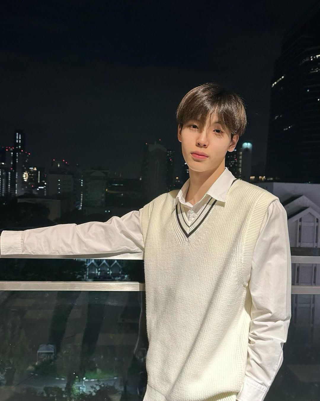 SM Entertainment's New Thai Trainee Goes Viral 6 GhAaJRoa0AESshB