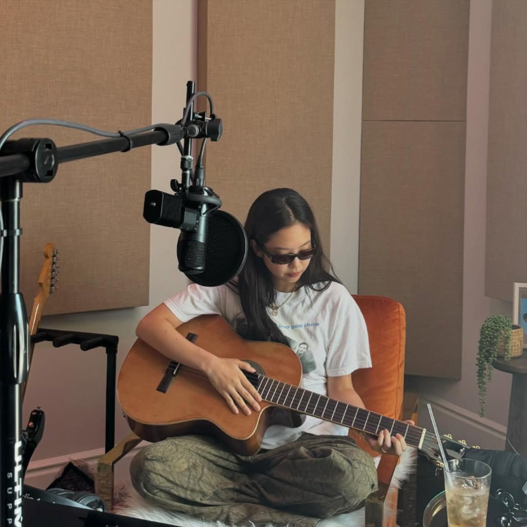 Solo Album? BLACKPINK's Jennie Hints At New Music In Celebration Of Her Birthday 11 Snapinst.app_473777757_1641470586456886_5408141517025408884_n_1080