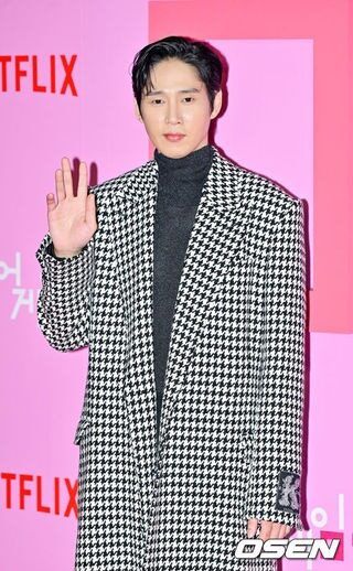 Girls' Generation YoonA’s Age Gap With Her New Male Lead Sparks Debate 5 download - 2025-01-15T092626.979
