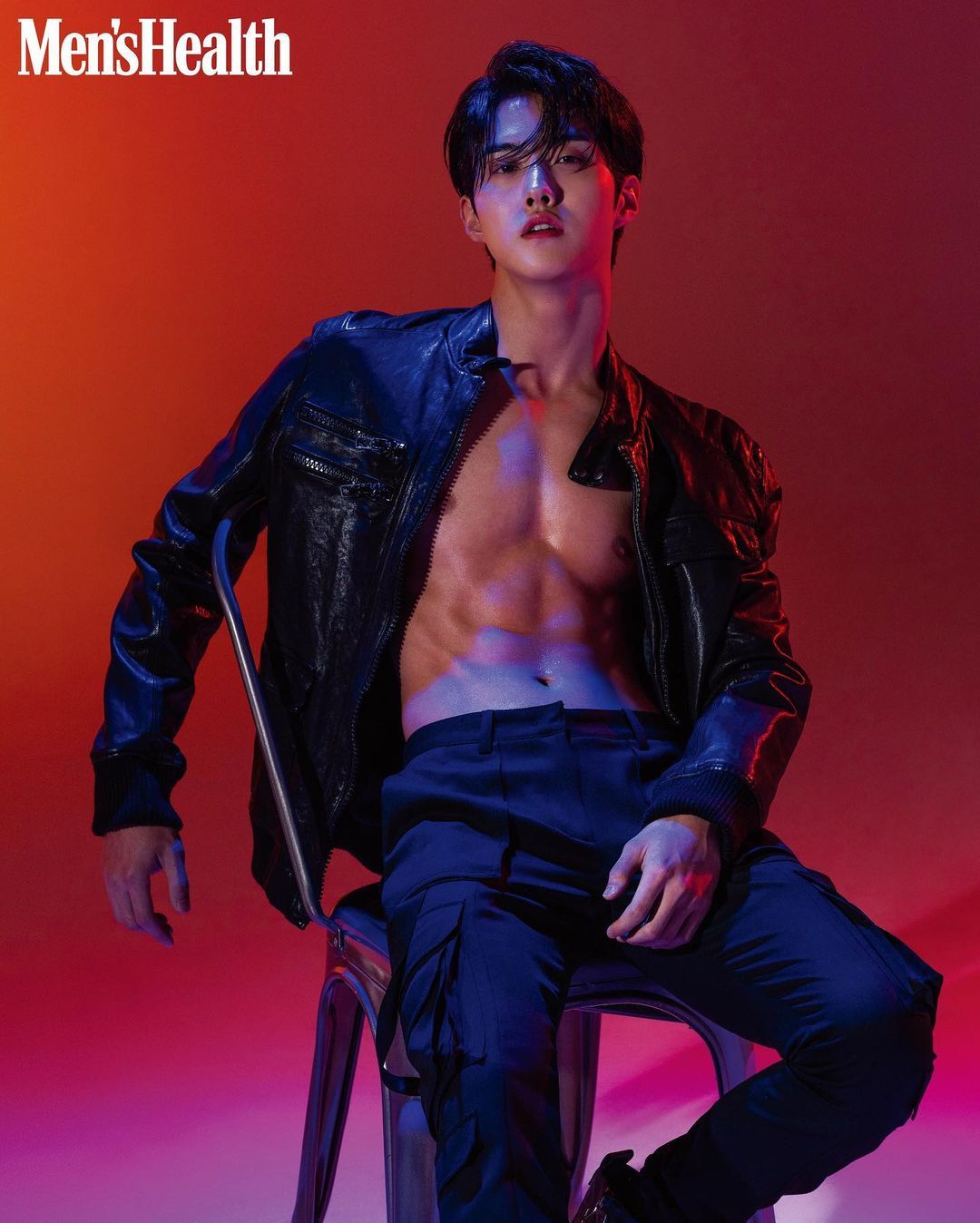 30+ K-Pop Idols Scheduled For Military Discharge In 2025 29 PENTAGON's Yeoone