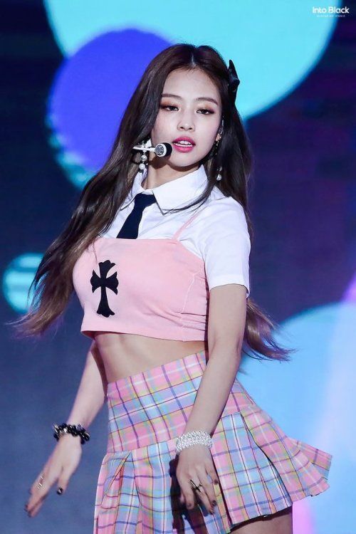 10+ Looks From BLACKPINK's Jennie That Proves She Dominates The Preppy ...