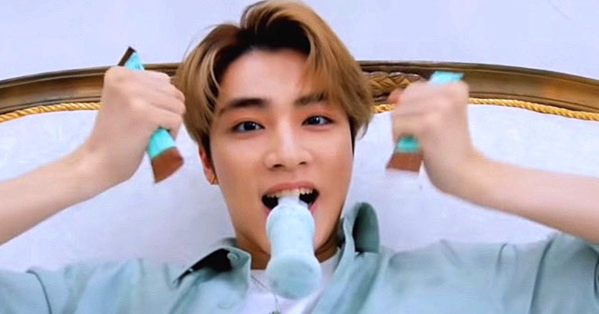 Here's Why You Should Love Mint Chocolate, According To WayV's Xiaojun ...