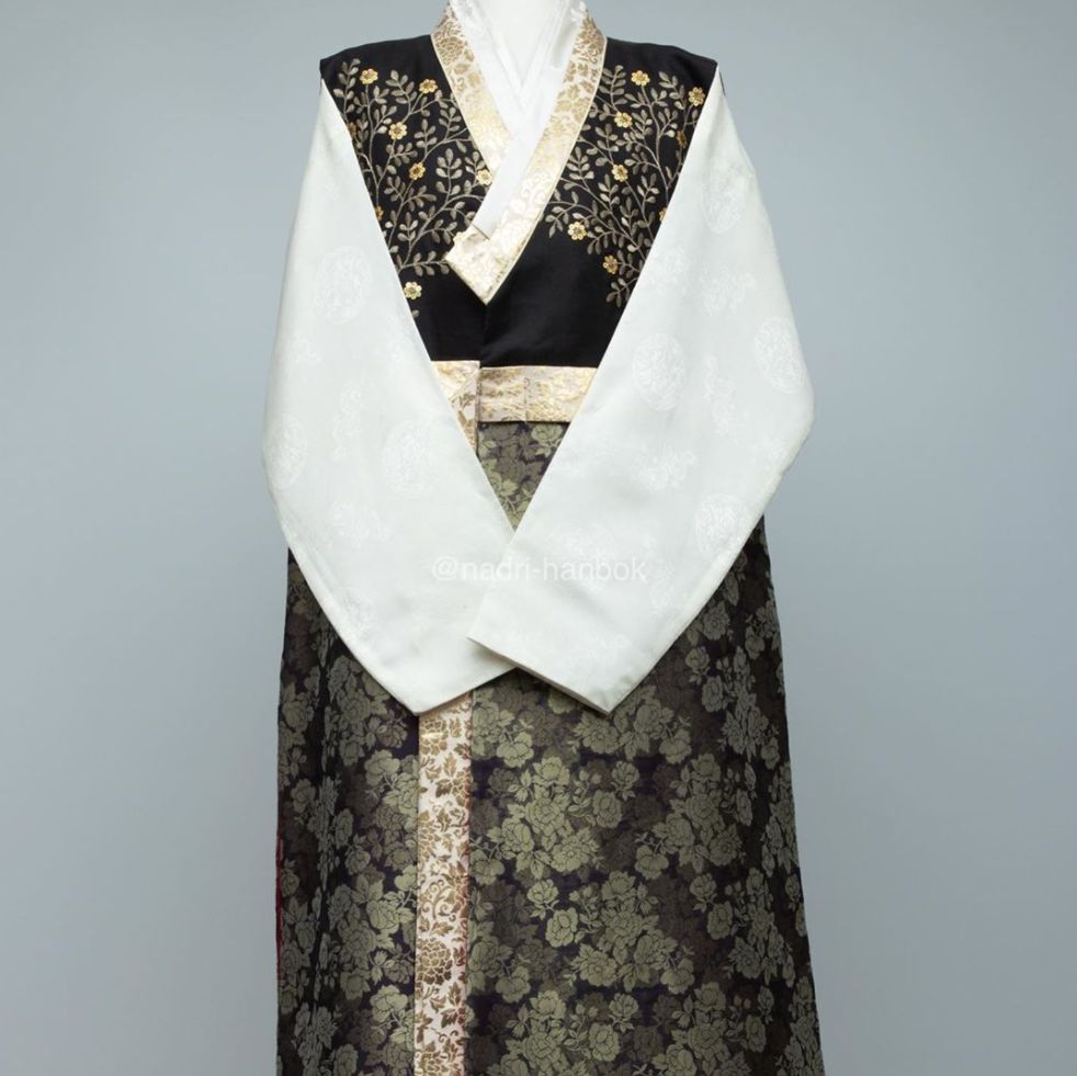 BTS Jimin's Beautiful Hanbok Costs Way Less Than You'd Expect Koreaboo