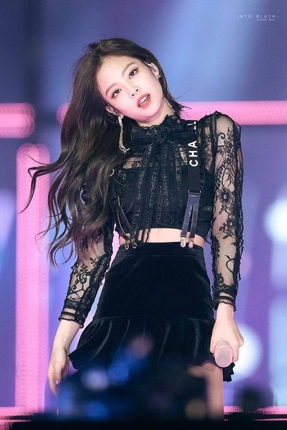 10+ Times BLACKPINK's Jennie Rocked The Cutest Bows In Her Outfits ...