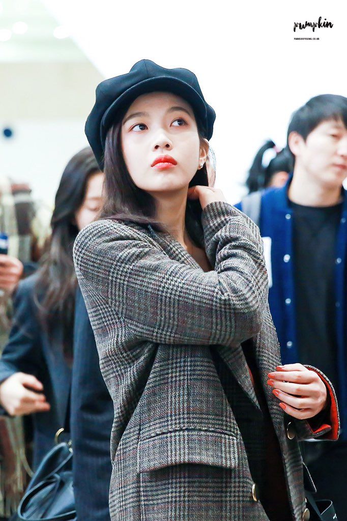 10+ Times Red Velvet's Joy Was The Prettiest Style Queen In Her Casual ...