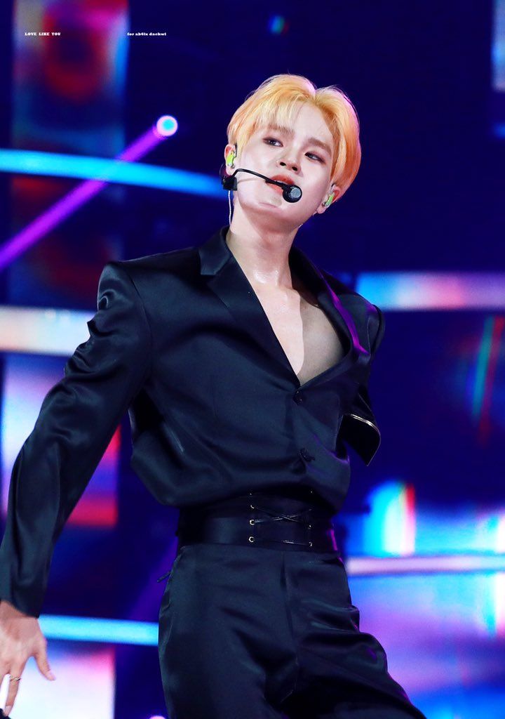 15 Male K-Pop Idols Known For Their Perfectly Tiny, Snatched Waists ...