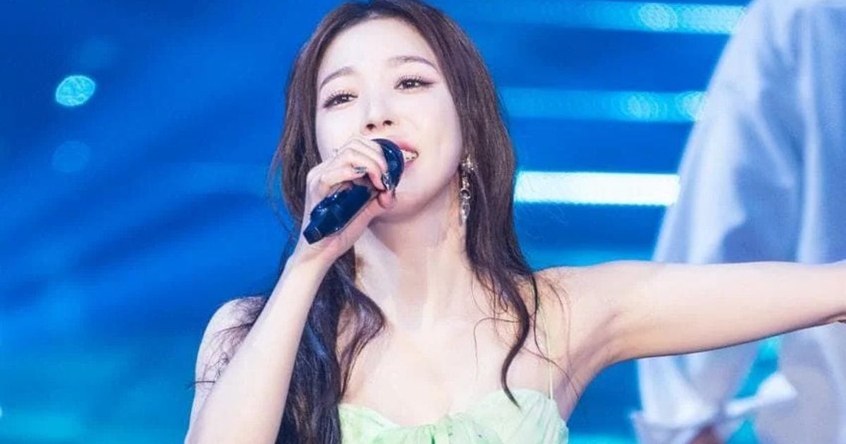 K-Netizens React To BoA's Legendary Tinkerbell Dress At 20th Debut ...