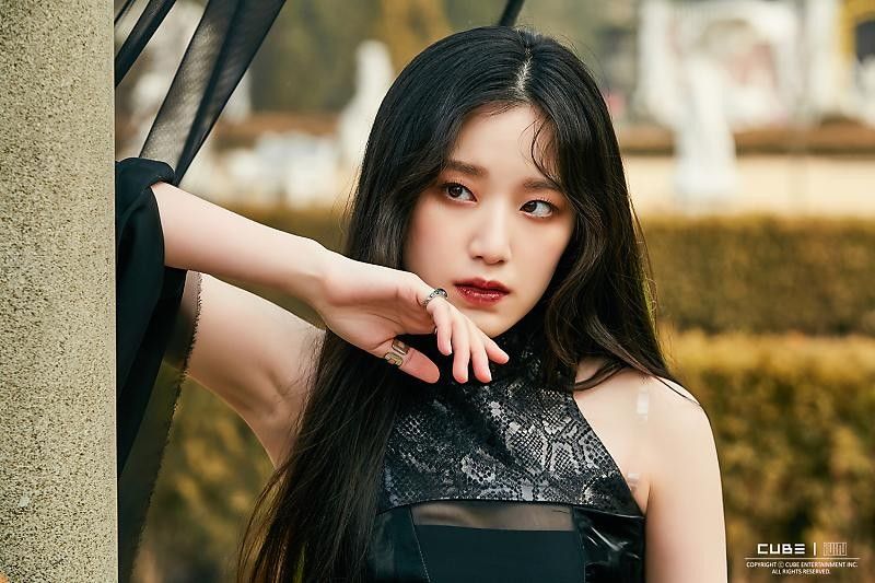 5 Reasons Why You Should Be Stanning (G)I-DLE's Shuhua Right Now - Koreaboo