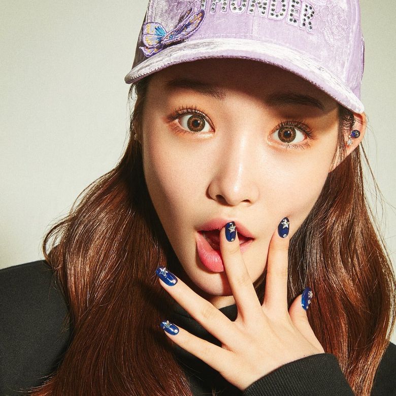 10+ Of Chungha's Best Manicures That Will Give You Major Nailspiration ...