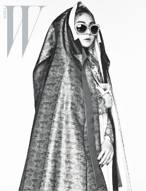 2NE1 CL W Korea April 2015-1