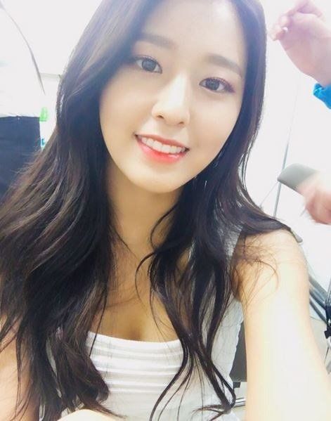 seolhyun 1