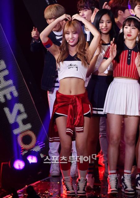 momo 4