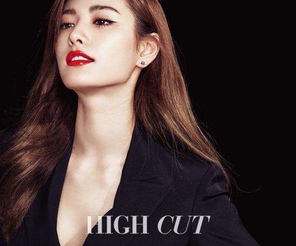 Nana for Highcut