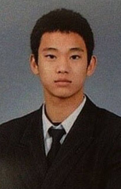 graduation-photo-kim-soo-hyun