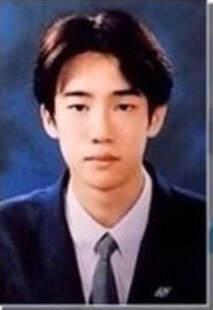 graduation-photo-yoo-yeon-seok