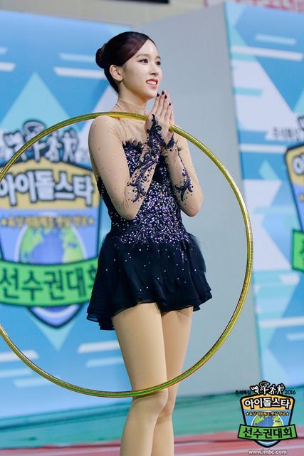 TWICE Mina performance