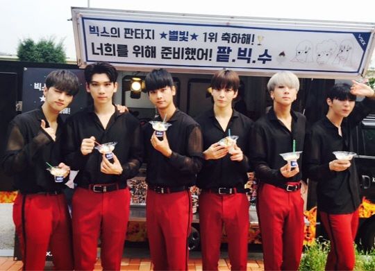 VIXX giving out 300 patbingsu / Jellyfish Entertainment