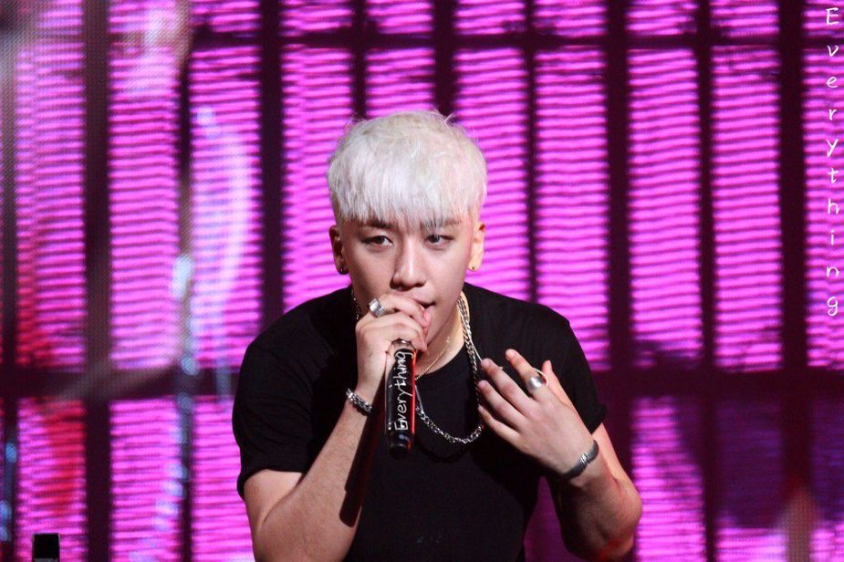 Seungri-Big-Bang