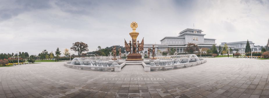 FOUNTAIN OUTSIDE THE KUMSUSAN PALACE OF THE SUN