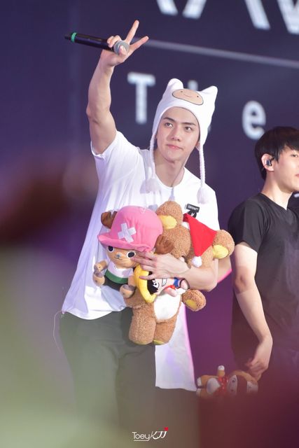 Sehun holding toys