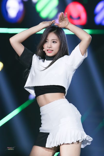 Tzuyu-Twice