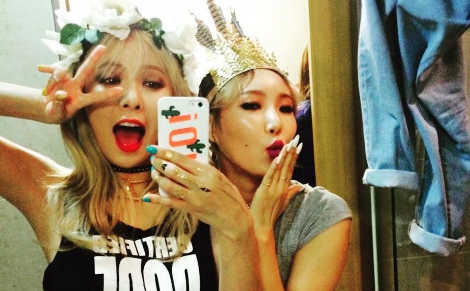 Hyuna, Hwasa