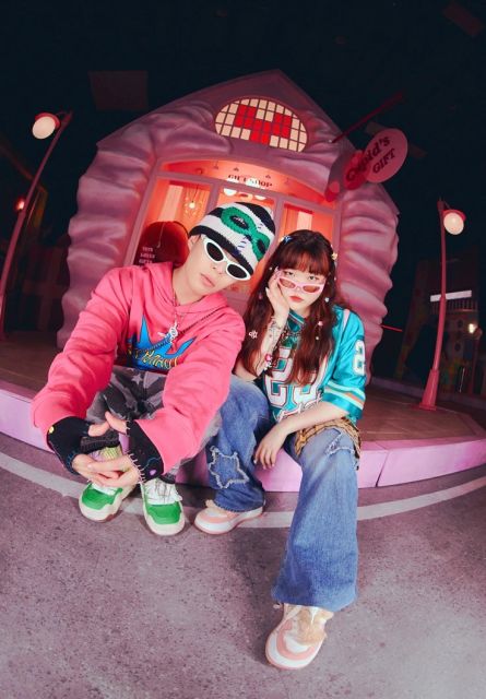 AKMU_Love_Lee_promo_photo_29