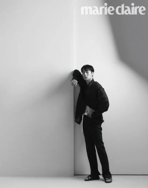 Lee-JaeWook-For-Marie-Claire-Korea-Magazine-October-Issue-2.jpg