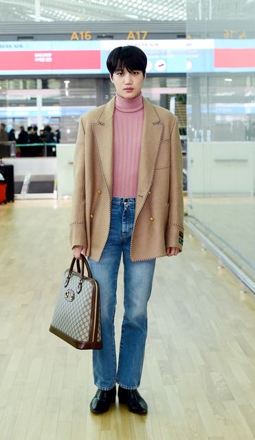 kai-airport-look1