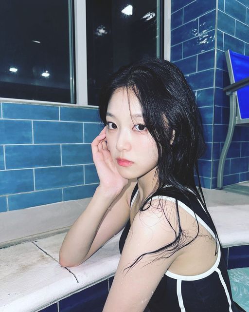 230922-Loossemble-Hyunjin-Instagram-Update-documents-1