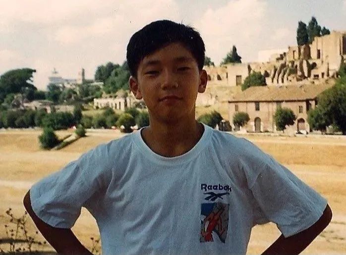 Son Suk Ku’s childhood photo. 