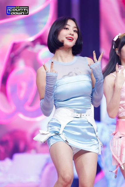 220901-TWICE-Jihyo-Talk-that-Talk-at-M-Countdown-documents-2