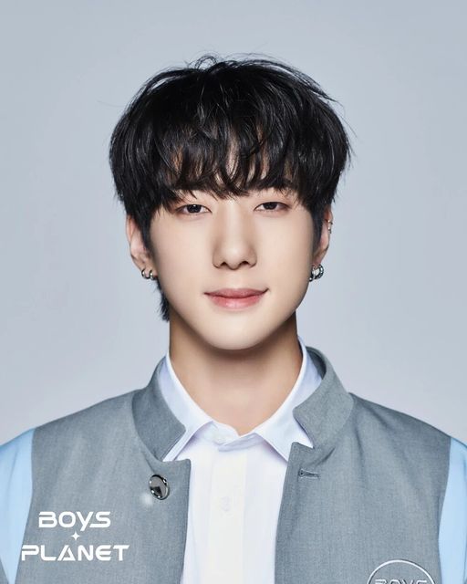 Yoon_Jong_Woo_Boys_Planet_profile_photo_1