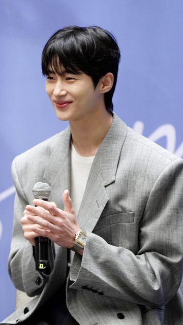 byeon woo seok pulpliveowlrd