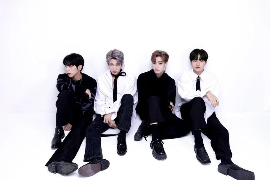 LUMINOUS_Self_n_Ego_group_concept_photo_2