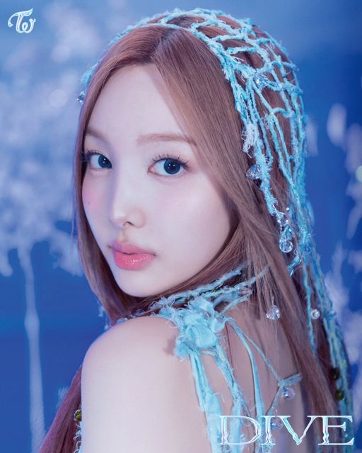 TWICE_Nayeon_Dive_concept_photo_1