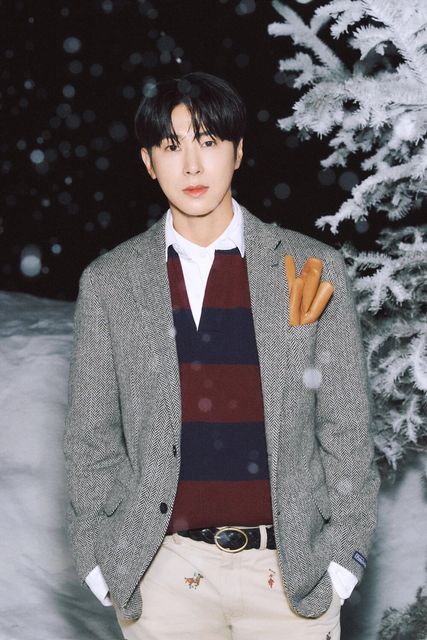 TVXQ_U_Know_2022_Winter_SMTOWN_SMCU_Palace_concept_photo_3