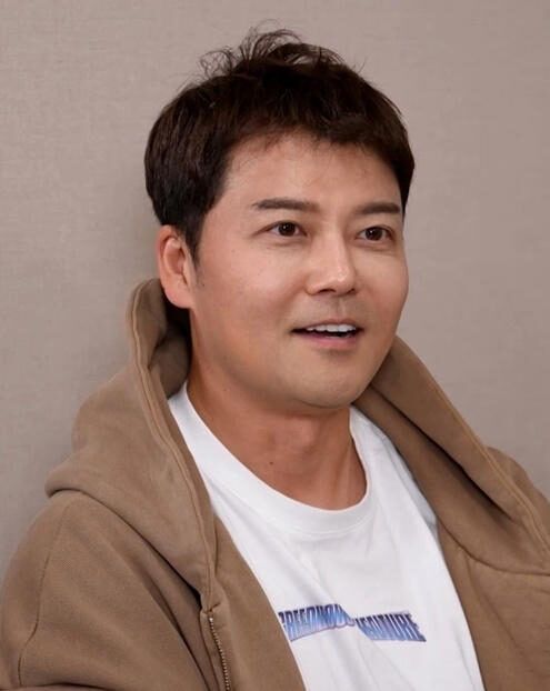 Jun Hyun Moo dan Hong Joo Yeon