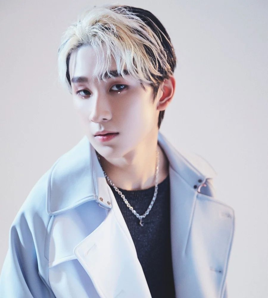 The Only 10 Male K-Pop Idols To Be 190cm (6'3") Or Taller - Koreaboo